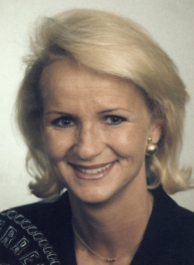 Portraitfoto von lic.oec. HSG Irina Schoettel-Delacher