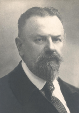 Portraitfoto von Franz Schreiter