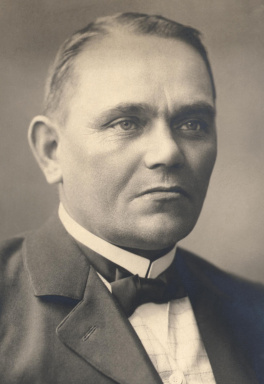 Portraitfoto von Erdmann Spies