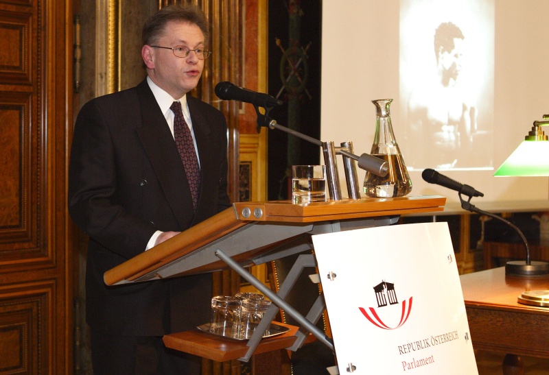 Univ.-Prof. Dr. Walter Sauer am Rednerpult