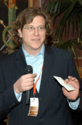 Moderator der Veranstaltung Bernhard Gaul am Mikrofon.
