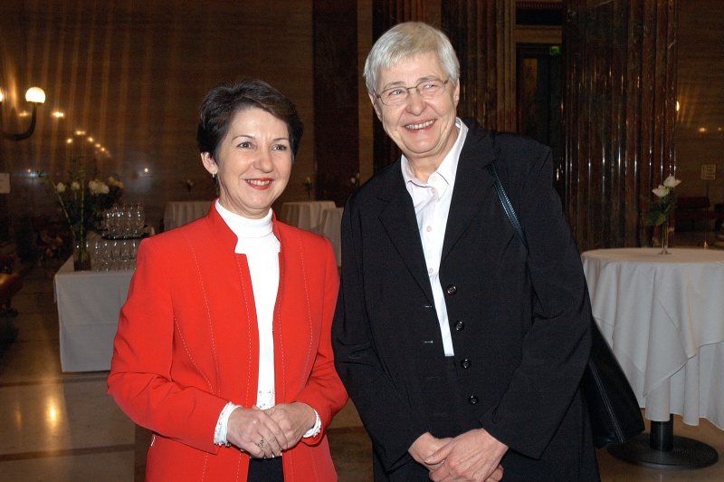 Barbara Prammer, Johanna Dohnal (erste österreichische Frauenministerin) (v.l.n.r.)