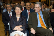 v.li. Barbara Prammer, Fritz Edlinger (Generalsekretär der Gesellschaft für Österreichisch-Arabische Beziehungen).