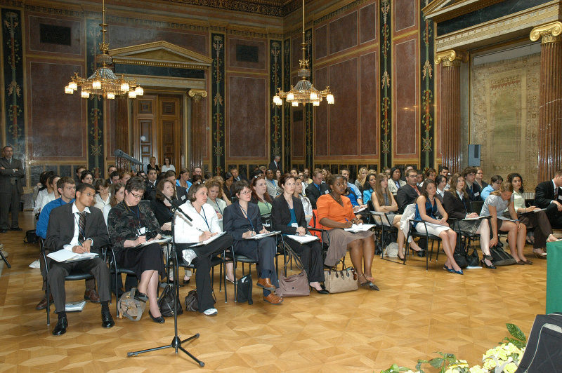 Blick in Richtung Veranstaltungsteilnehmer - US-Amerikanische Studenten.