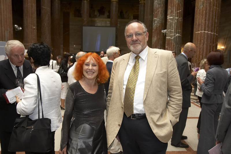 v.li. Waltraut Cooper und Gottfried Marckhgott.