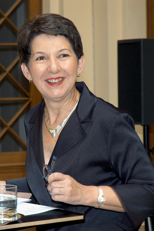 Barbara Prammer am Rednerpult.