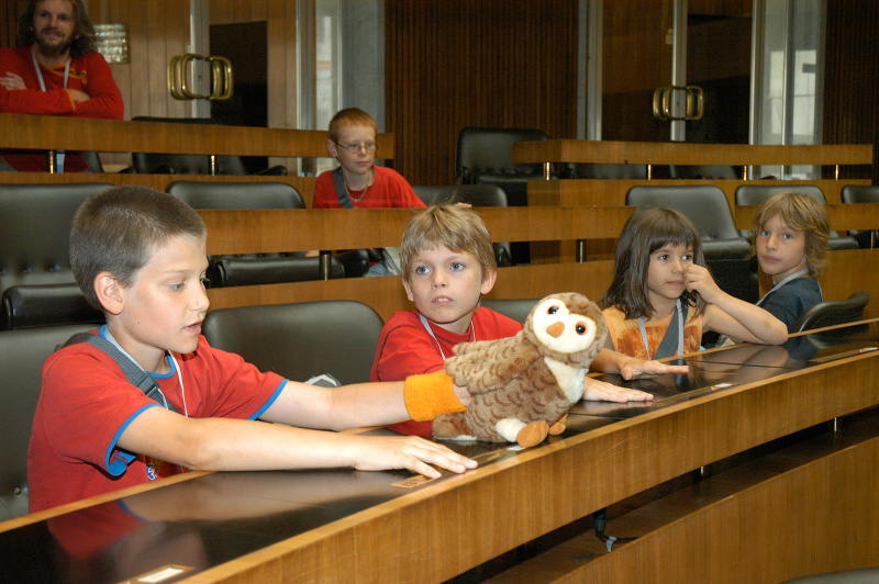 Schüler im NR Sitzungssaal
