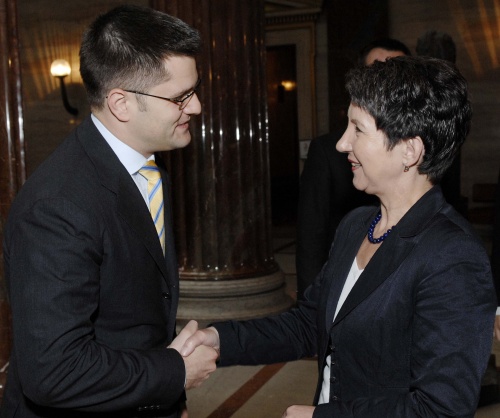 v.li. Vuk Jeremic (serbischer Außenminister), Barbara Prammer.