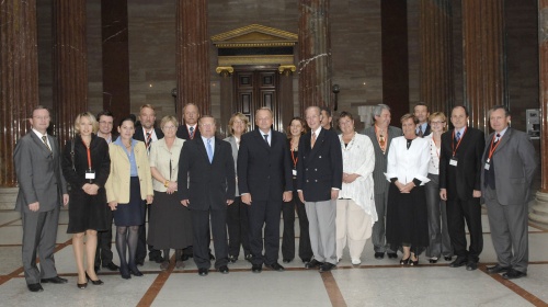 Gruppenfoto der Sitzungsteilnehmer
