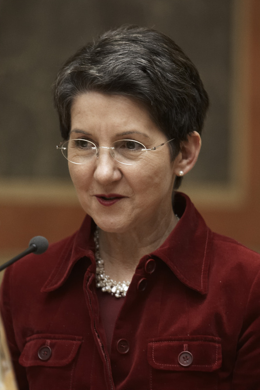 Barbara Prammer am Rednerpult.