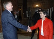 v.li. der tschechische Ministerpräsident Mirek Topolánek begrüßt Nationalratspräsidentin Mag. Barbara Prammer.