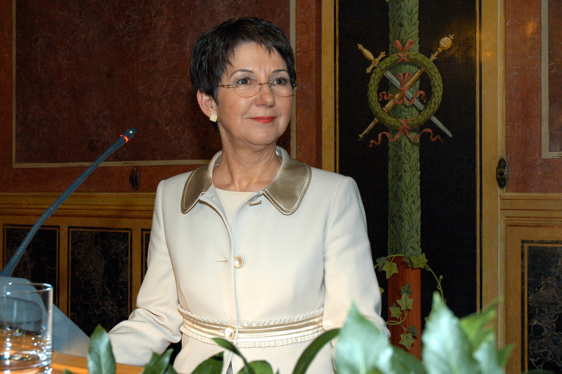 Nationalratspräsidentin Barbara Prammer am Rednerpult