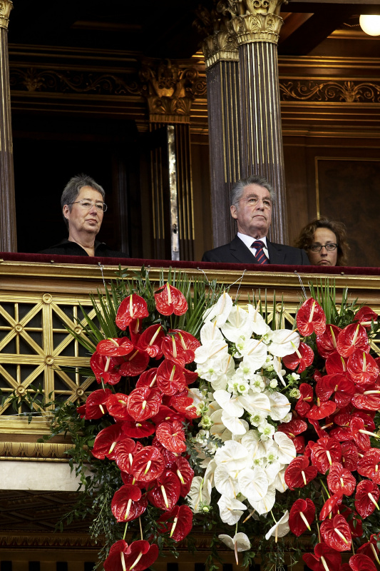 v.li. Margit Fischer, Heinz Fischer.