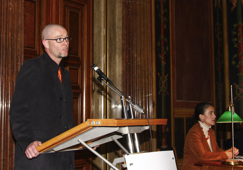 v.li. Andreas Baumgartner (verantwortlicher Hg. der Schriftenreihe Edition Mauthausen), Mercedes Echerer (ehem. Abg. zum Europäischen Parlament).