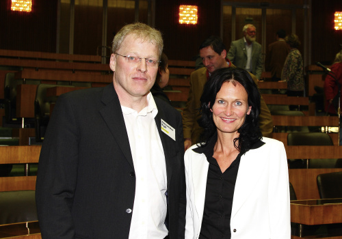 v.li. Geschäftsführer Greenpeace CEE Österreich Alexander Egit, Eva Glawischnig-Piesczek.