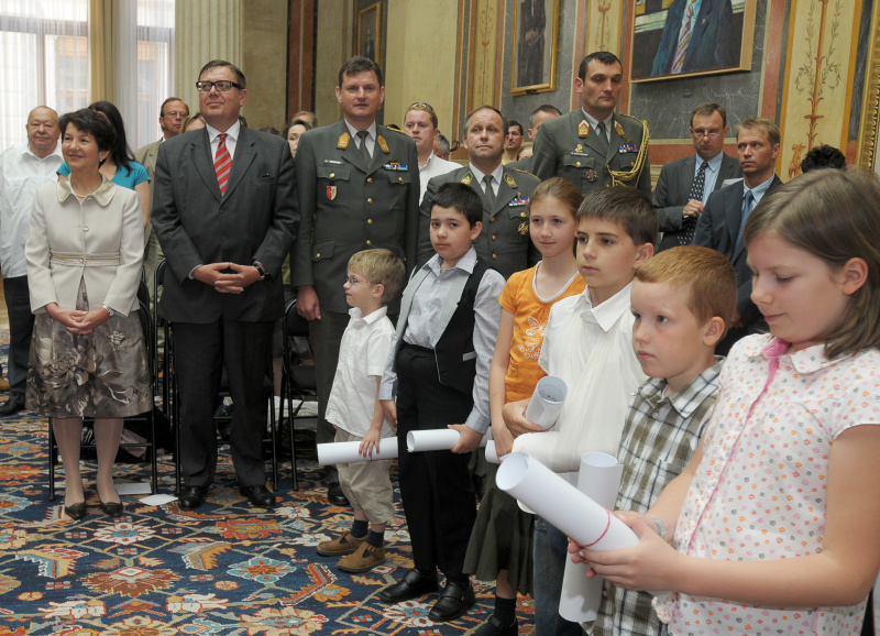 v.li. Barbara Prammer, Reinhart Gausterer, Franz Reiszner, Veranstaltungsteilnehmer.