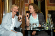 v.li. Sandra Frauenberger (Stadträtin für Frauenfragen), Gleichbehandlungsanwältin Ingrid Nikolay-Leitner.