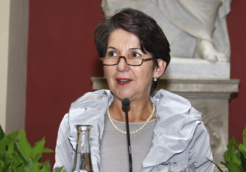 Barbara Prammer am Rednerpult.