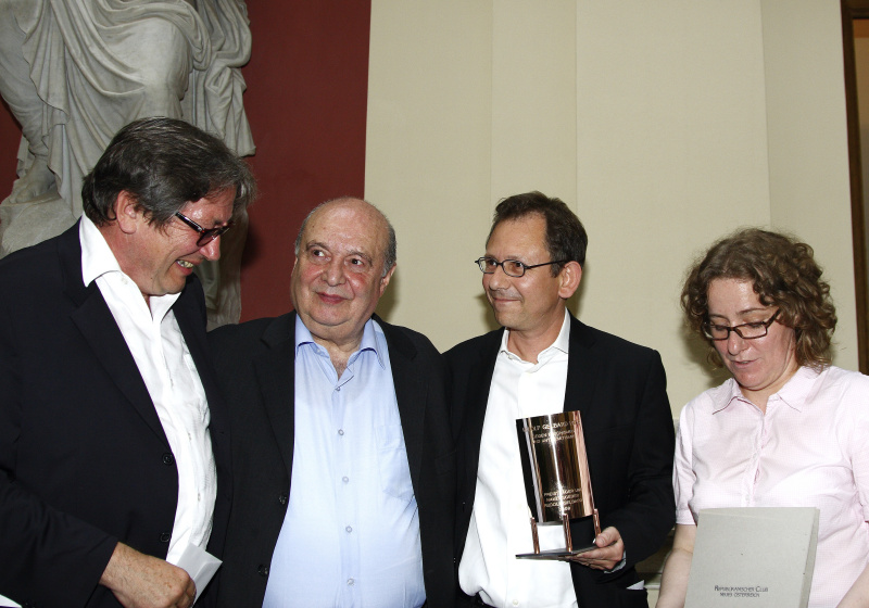 v.li. Bundesminister a.D. Ferdinand Lacina, Preisträger Rudolf Gelbard, die Sprecher des republikanischen Clubs - Neues Österreich Autor Doron Rabinovici und Sibylle Summer.