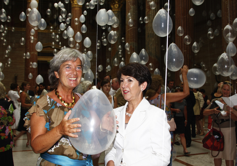 v.li. Heide Schmidt (Bundessprecher des LIF), Barbara Prammer.