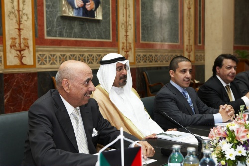 Sheik Dr. Mohammed Al Sabah Al-Salem Al-Sabah aus Kuwait mit seiner Begleitung.