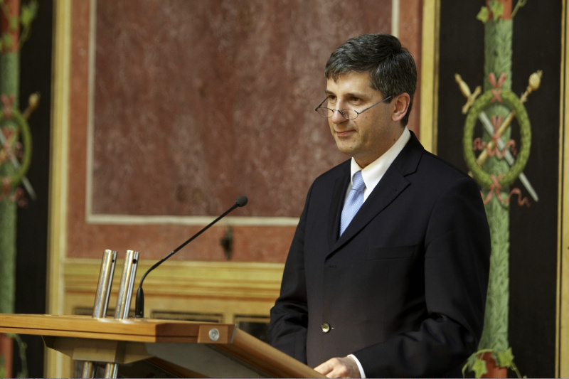 Zweite Nationalratspräsidnet Dr.Michael Spindelegger am Rednerpult