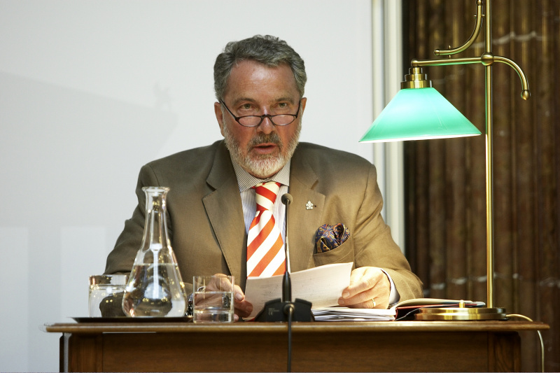 Lesung von Kammerschauspieler  Franz Robert Wagner aus dem Buch "Schicksalsmomente"