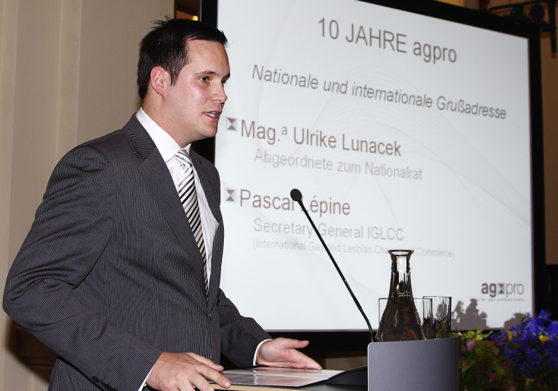 Generalsekretär IGLCC Pascal Lépine am Rednerpult.