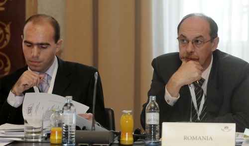 v.li. CEI Sekretär Razvan Tanase (Rumänien) und der rumänische CEI Vertreter Dan Gabriel Popa.