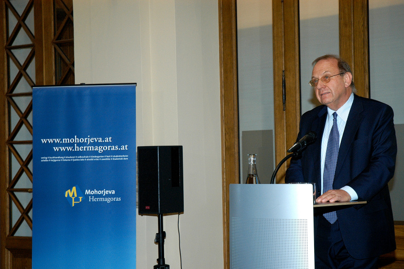 Mitglied des Österreich-Konvents und Mitautor Bernd-Christian Funk am Rednerpult.