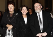 v.li. Präsidentin der WIZO Helene Glaser, Barbara Prammer und Oberrabbiner Paul Chaim Eisenberg.
