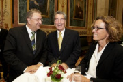v. li.: Christoph Matznetter, Heinz Fischer, Susanne Gaugl.