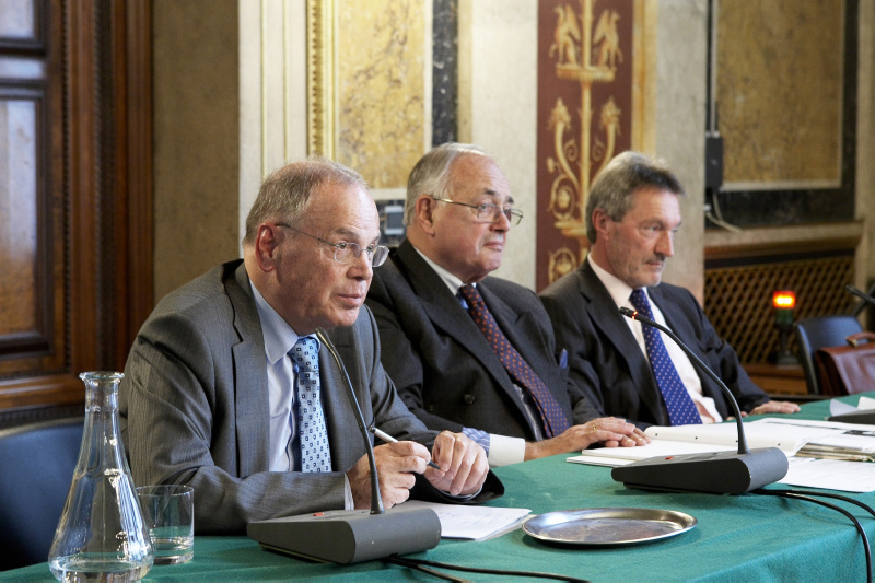 v. li.: Theodor Öhlinger (Uni Wien), Heinrich Neisser, Heinz Mayer (Dekan Uni Wien).