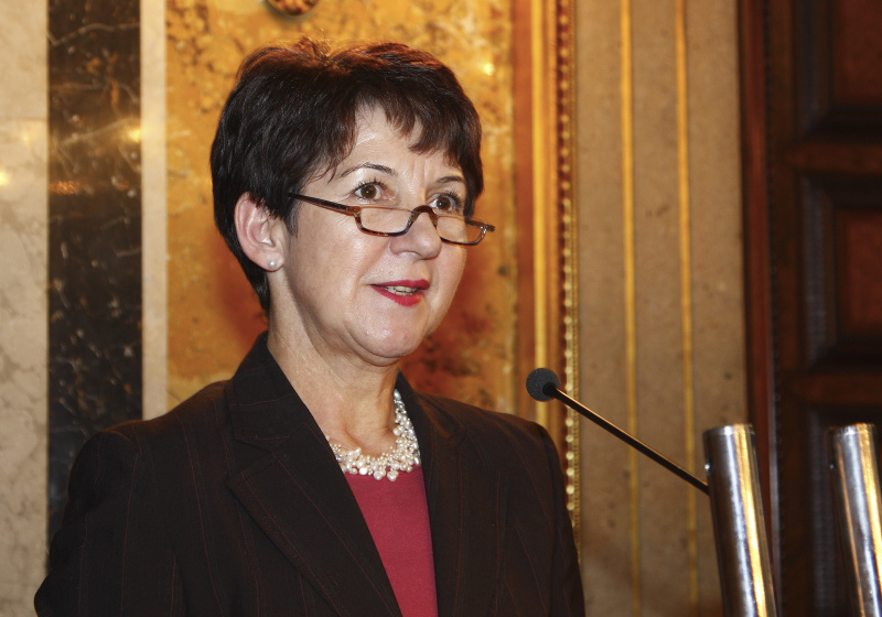 Barbara Prammer am Rednerpult.