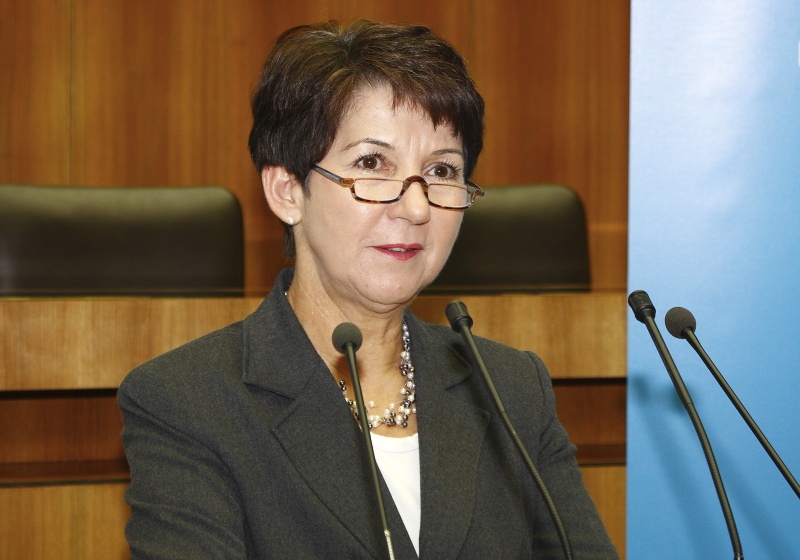 Barbara Prammer am Rednerpult.