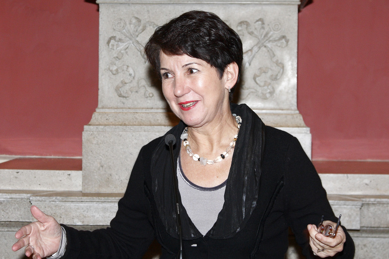 Barbara Prammer am Rednerpult.