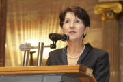NR Präsidentin Mag. Barbara Prammer am Rednerpult.