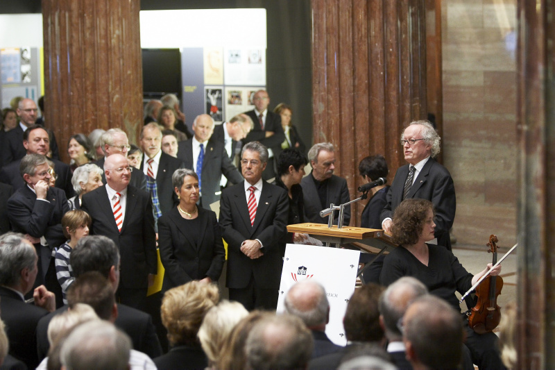 Lorenz Mikoletzky - Direktor des Staatsarchivs- haelt eine Ansprache