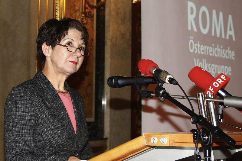 Barbara Prammer am Rednerpult.