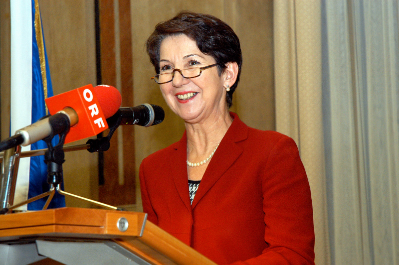 Nationalratspräsidentin Mag.a Barbara Prammer am Rednerpult.