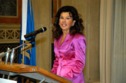 Vizepräsidentin des Verfassungsgerichtshofes Brigitte Bierlein am Rednerpult.