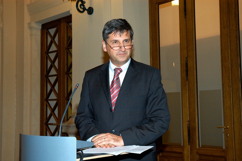 Michael Spindelegger am Rednerpult.