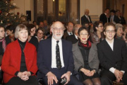 v. li. Frau Wodak mit John Wodak und , Ruth Wodak, Jakob Wodak