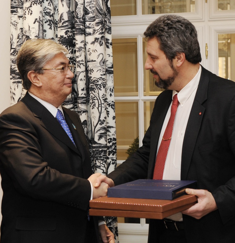 v.li.  Senatspräsident von Kasachtan Kassym-Schomart Tokajew und Bundesratspräsident Harald Reisenberger