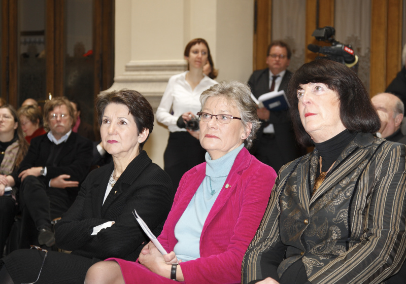 v.li. Barbara Prammer, Rubina Möhring, Eva Nowotny