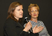 v.li. Mag. Sandra Konstatzky  und  Mag. Sibylle Hamann - Journalistin und Autorin