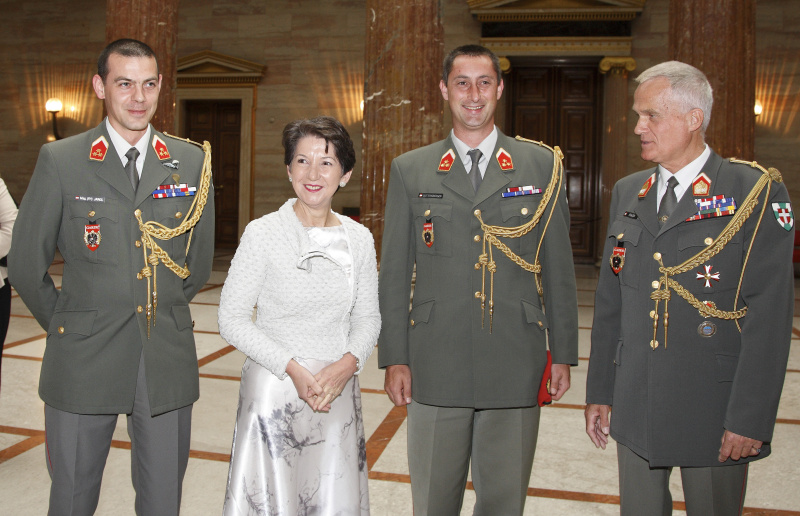 v.li. Mag. Jandl, Mag. Barbara Prammer - Praesidentin des Nationalrates, Herr Gütersberger und Herr Eidler