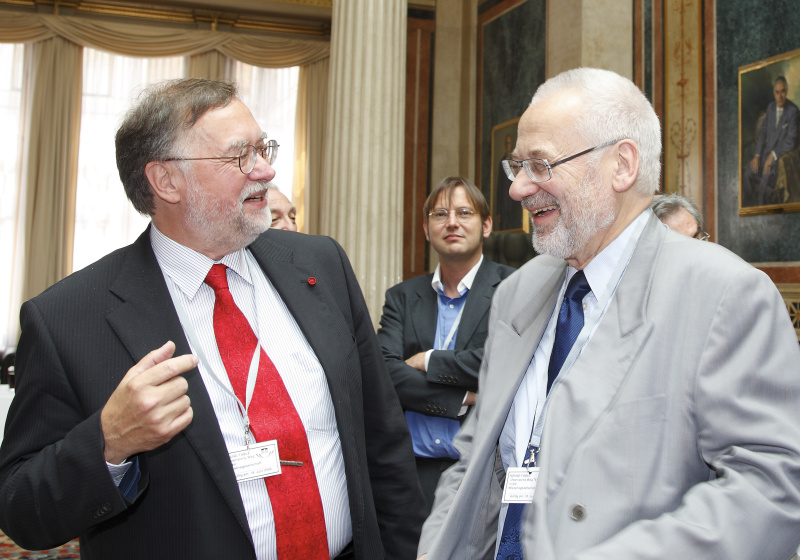 v.li. Prof. DI Guenter Koch - New Club of Paris und Dr. Erhard Busek