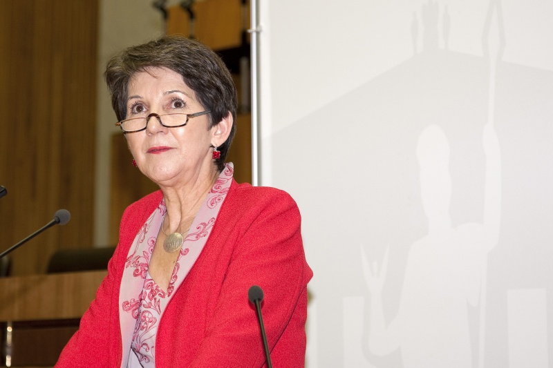 Mag. Barbara Prammer - Praesidentin des Nationalrates am Rednerpult,