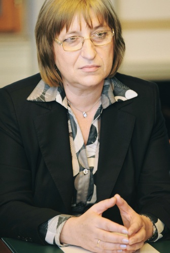 Tsetska Tsacheva - Präsidentin der bulgarischen Nationalversammlung